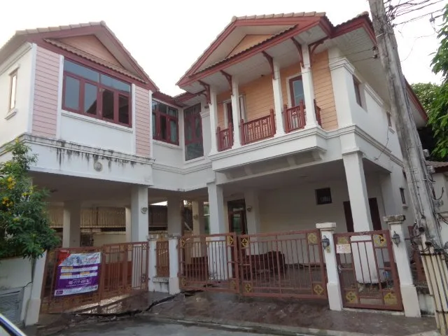 บ้านเดี่ยว บ้านฟ้ากรีนพาร์ค รอยัล ธนบุรีรมย์ ทุ่งครุ