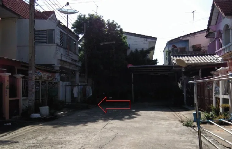 ทาวน์เฮ้าส์ เสนาวิลล่า 4 คลองสามวา