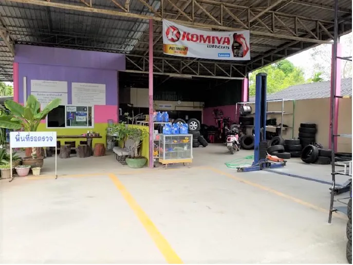 อาคารสำนักงาน ท่าแซะ-ชุมพร