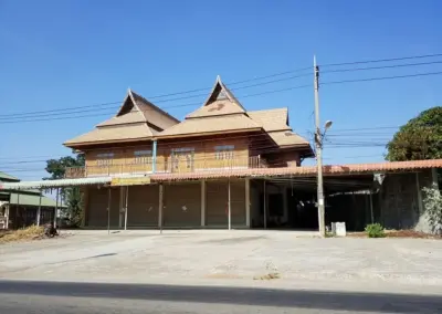 บ้านครึ่งตึกครึ่งไม้ บ้านหนองบัวบาน จัตุรัส-ชัยภูมิ รูปที่ 1