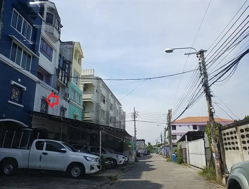 อาคารพาณิชย์ บางกะปิ-กรุงเทพฯ