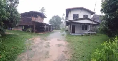 บ้านครึ่งตึกครึ่งไม้ พยุห์-ศรีสะเกษ รูปที่ 2