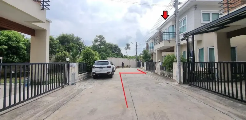 บ้านแฝด รัชชา 7 บางกรวย-นนทบุรี