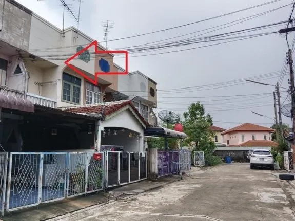 ทาวน์เฮ้าส์ อยู่เจริญ เปรมประชากร [ซ.3]