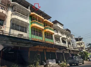 อาคารพาณิชย์ โครงการ มั่งมี แสนสุข กรุงเทพมหานคร