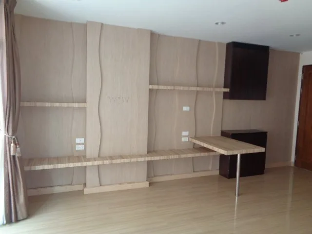 ห้องชุด ดิ โอเชี่ยน เพิร์ล คอนโดมิเนียม [ชั้น 3]