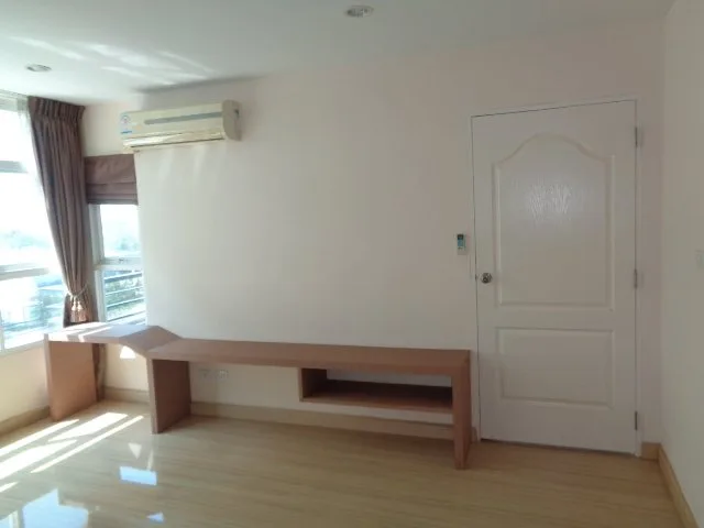 ห้องชุด ดิ โอเชี่ยน เพิร์ล คอนโดมิเนียม [ชั้น 3]
