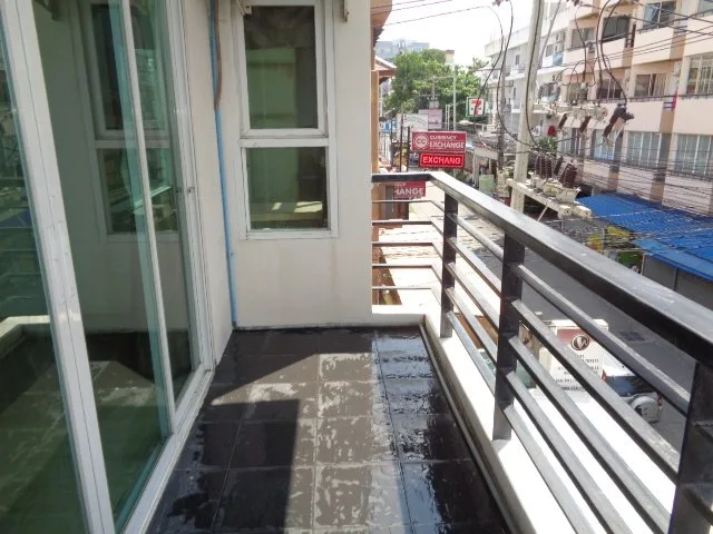 ห้องชุด ดิ โอเชี่ยน เพิร์ล คอนโดมิเนียม [ชั้น 3]