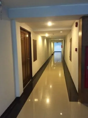 ห้องชุด ดิ โอเชี่ยน เพิร์ล คอนโดมิเนียม [ชั้น 7]