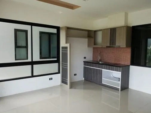 ห้องชุด เลควิวเทอเรส [ชั้น 4 อาคาร C3]