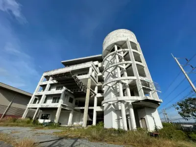 อาคารสำนักงาน เมืองชลบุรี รูปที่ 2