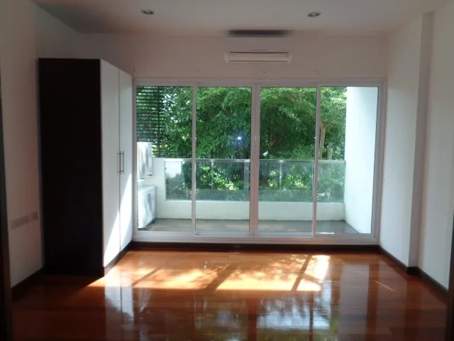 ห้องชุด โคโตบูกิเพลส คอนโดมิเนียม [ชั้น 2 อาคาร 1]