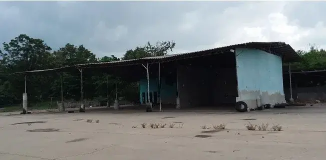 โกดัง บ้านทุ่งตากแดด ทรายทองวัฒนา-กำแพงเพชร