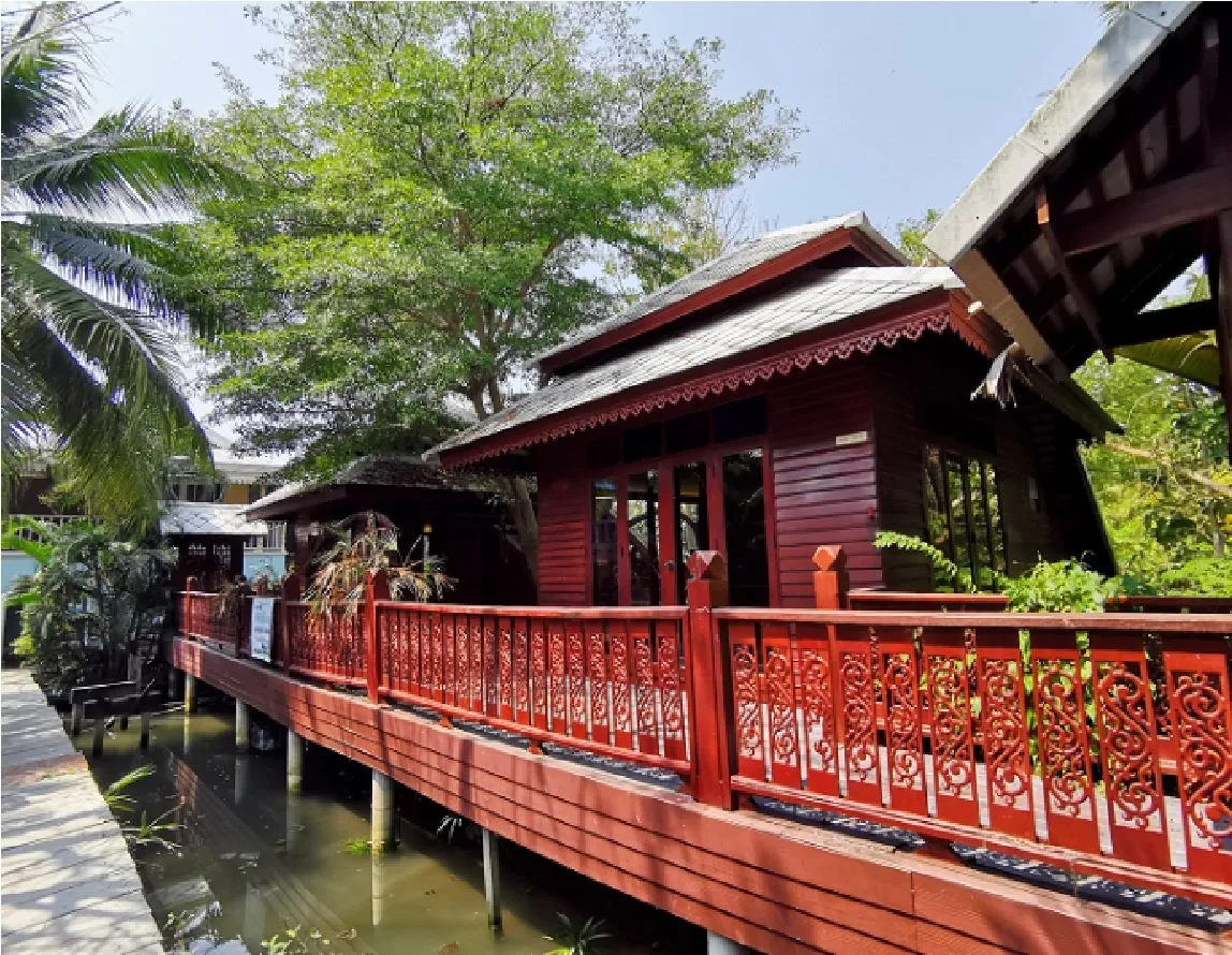 โรงแรม อัมพวา-สมุทรสงคราม