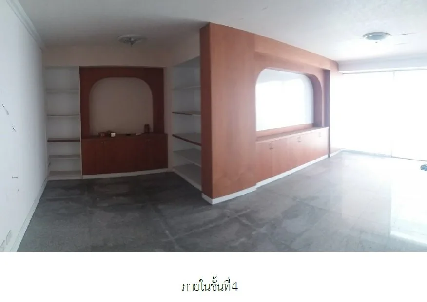 อาคารพาณิชย์ เอส.ที. เพอร์เฟคเฮ้าส์ ลาดกระบัง