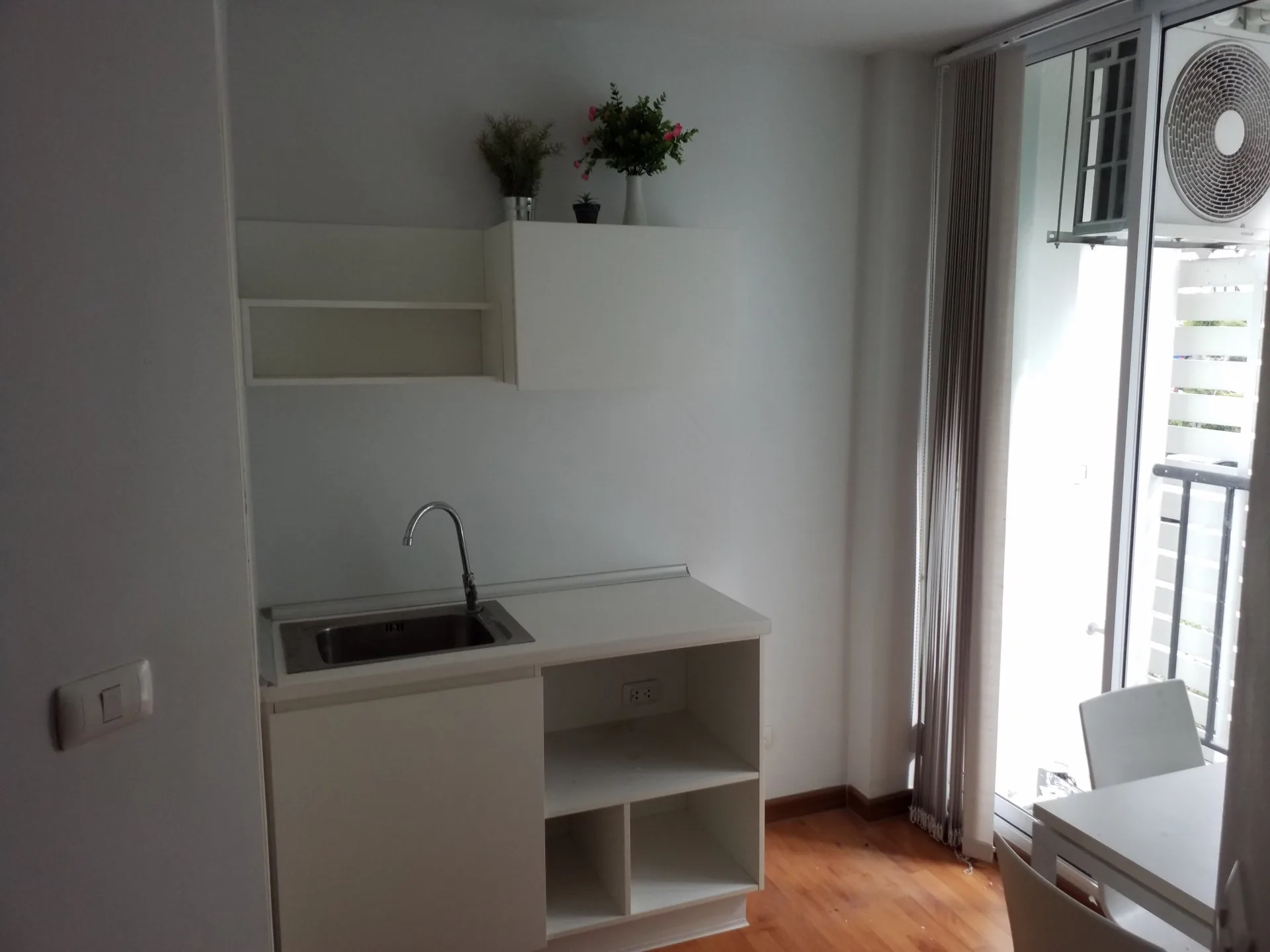 ห้องชุด ทิวลิปไลท์ คอนโดมิเนียม [ชั้น 2 อาคาร 1]