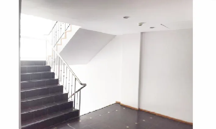 ห้องชุด ไทเทเนี่ยม อีซี่ [ชั้น 2]