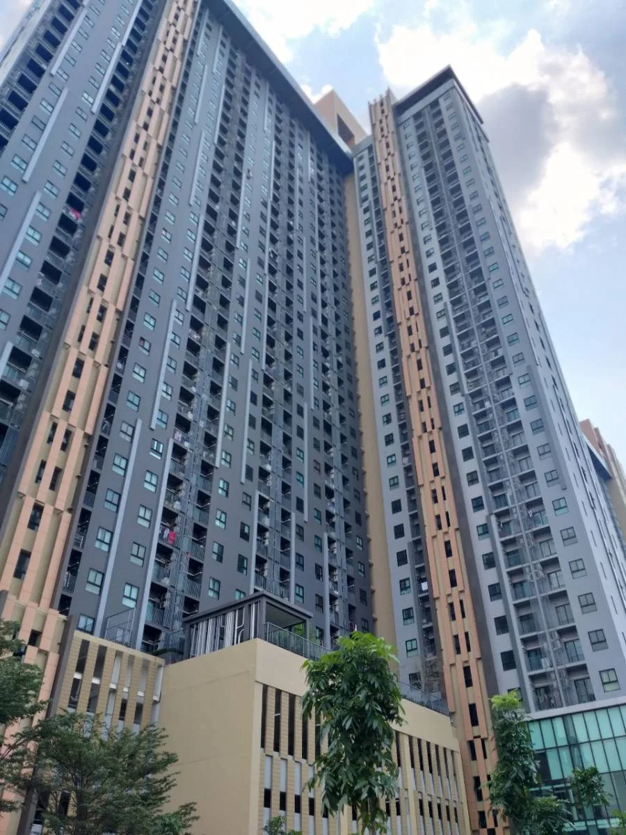ห้องชุด พลัม คอนโด เซ็นทรัลสเตชั่น [เฟส 1 ชั้น 20 อาคาร A]