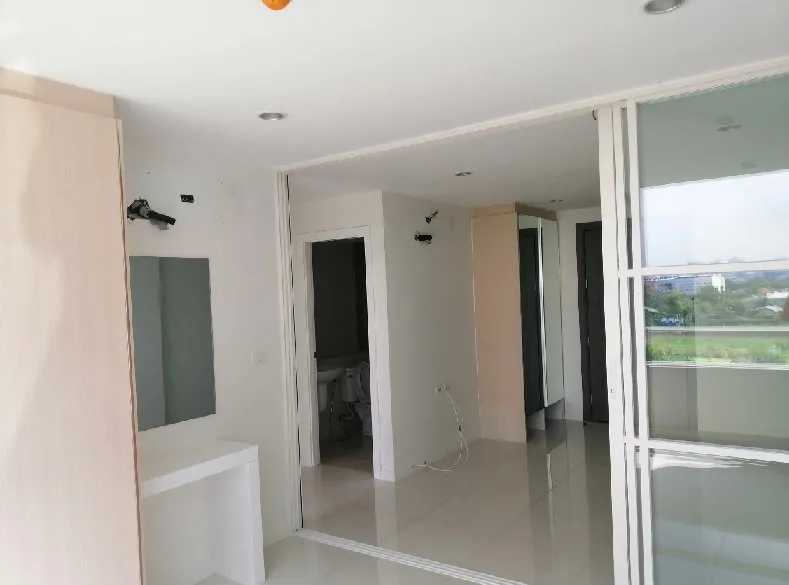 ห้องชุด อิลีเม้นท์ ศรีนครินทร์ 6-7 [ชั้น 6 อาคาร 6]