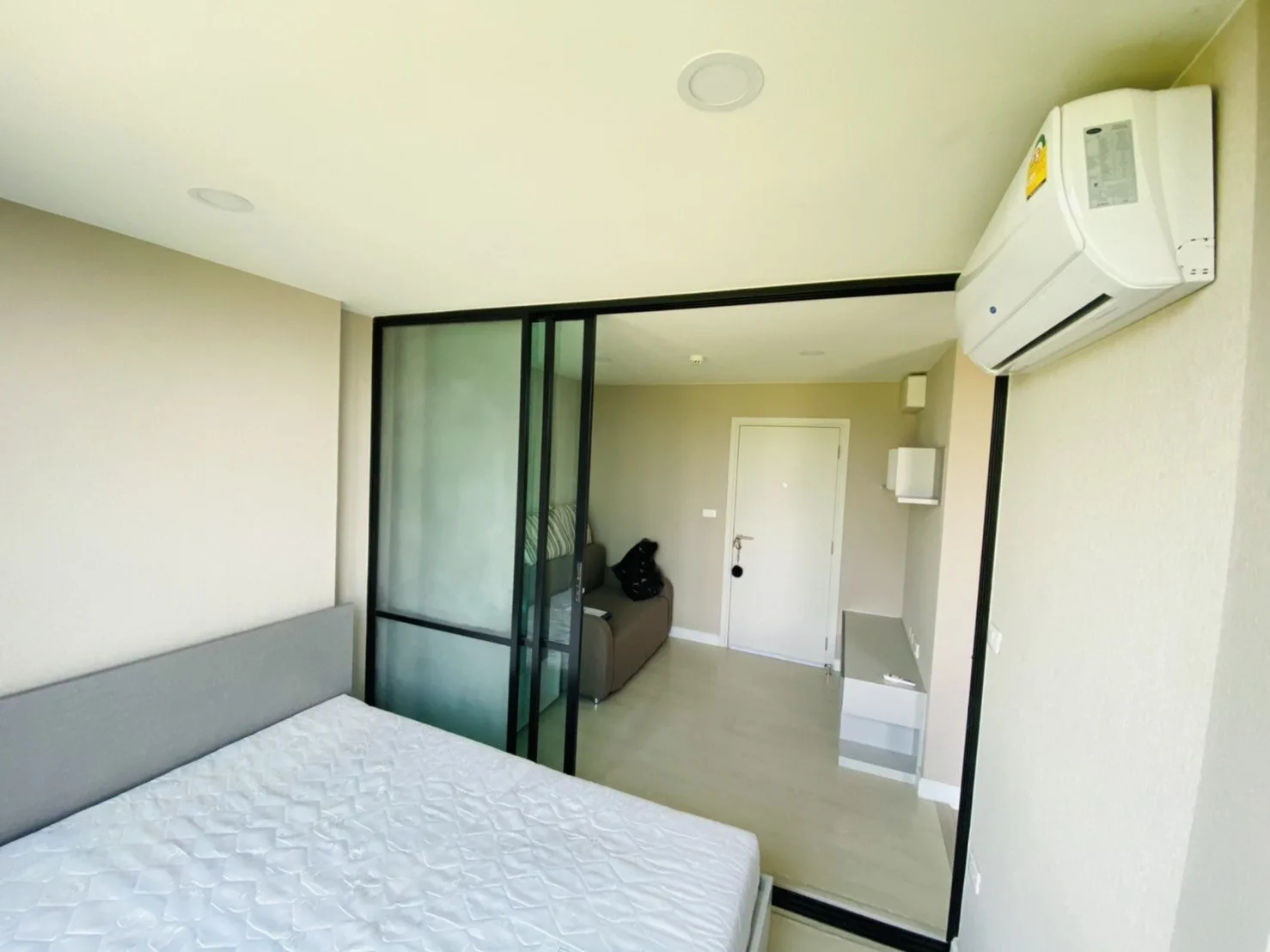 ห้องชุด เดอะคิวบ์ สเตชั่น รามอินทรา 109 [ชั้น 3 อาคาร B]