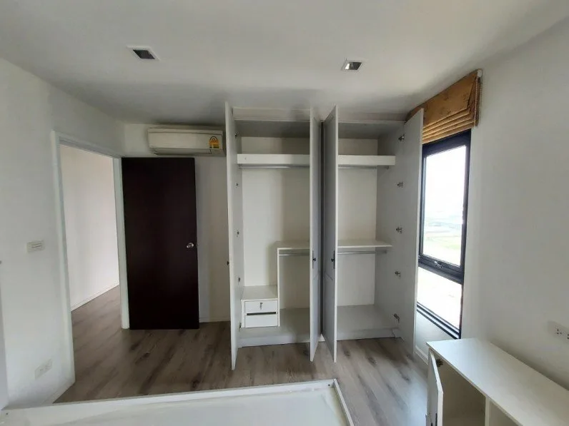 ห้องชุด ไนท์บริดจ์ คอนโดมิเนียม [ชั้น 12 อาคาร 1]