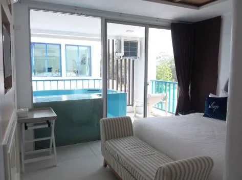 ห้องชุด คอสต้า วิลเลจ คอนโดมิเนียม [ชั้น 3 อาคาร 1 ]
