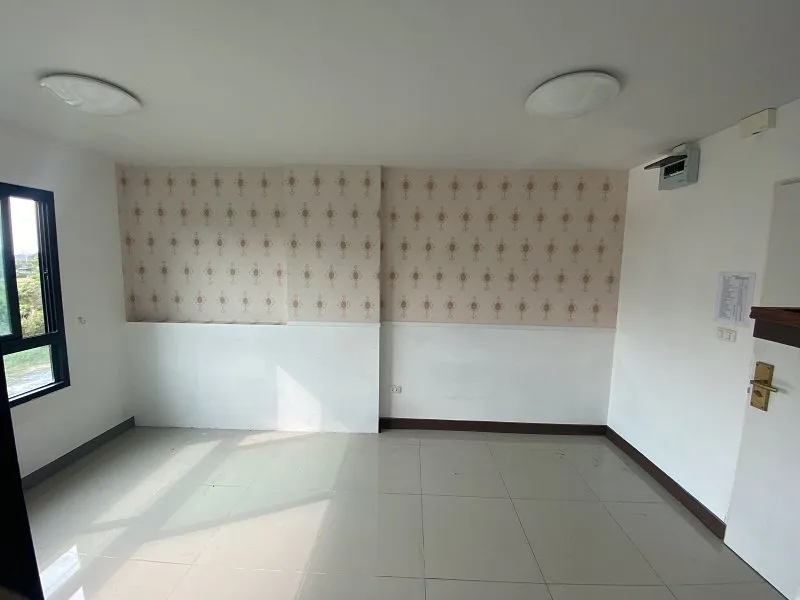 ห้องชุด ดิ อเวนิว เวนิส บี [ชั้น 4 อาคาร 1]