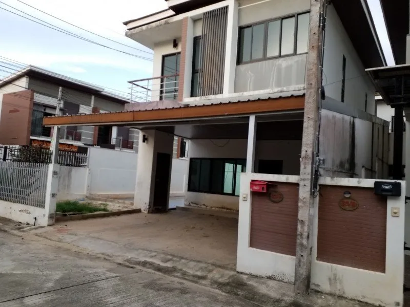 บ้านแฝด เมืองสุราษฎร์ธานี