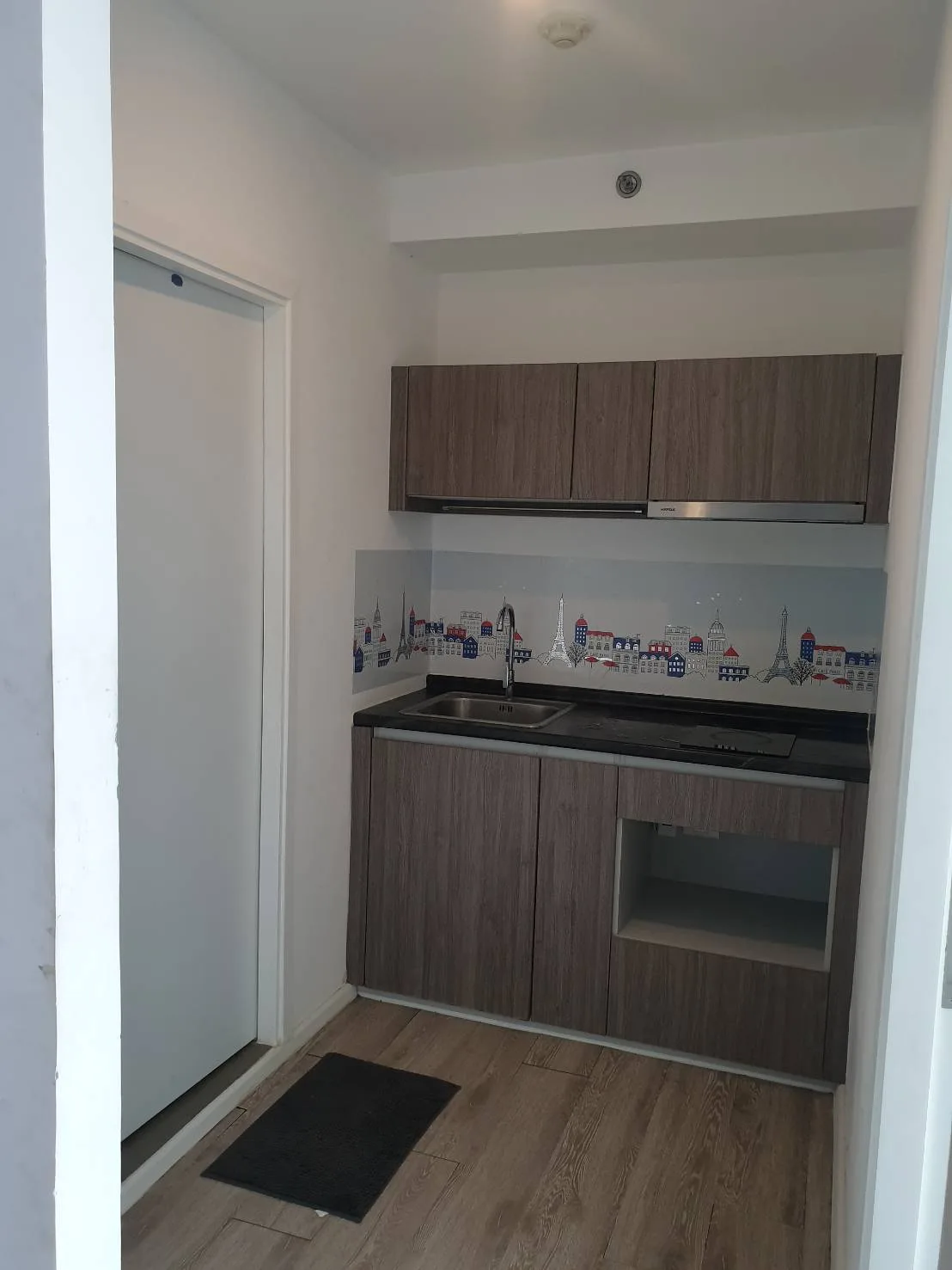 ห้องชุด เคนชิงตัน สุขุมวิท-เทพารักษ์ [ชั้น 23]