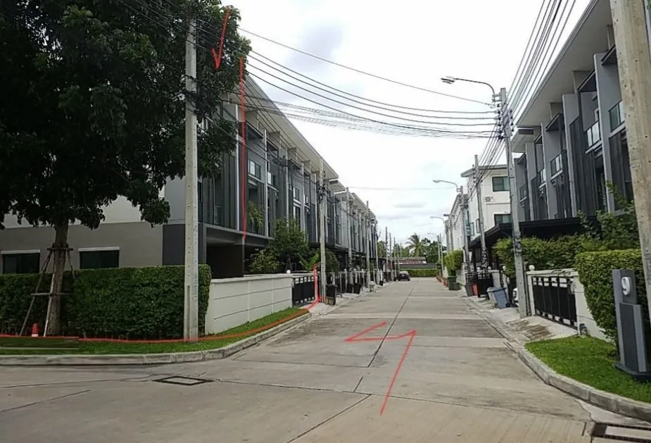 ทาวน์เฮ้าส์ ทาวน์อเวนิว เมิร์จ รัตนาธิเบศร บางบัวทอง-นนทบุรี