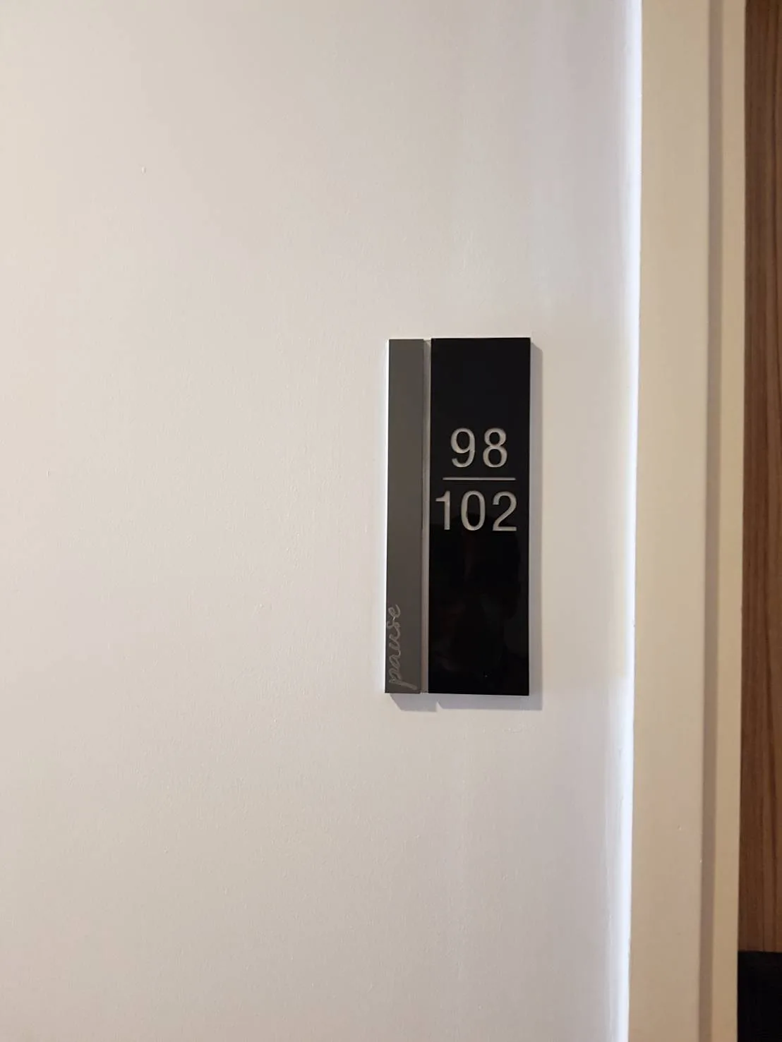ห้องชุด พอส สุขุมวิท 103 [ชั้น 8 อาคาร B]
