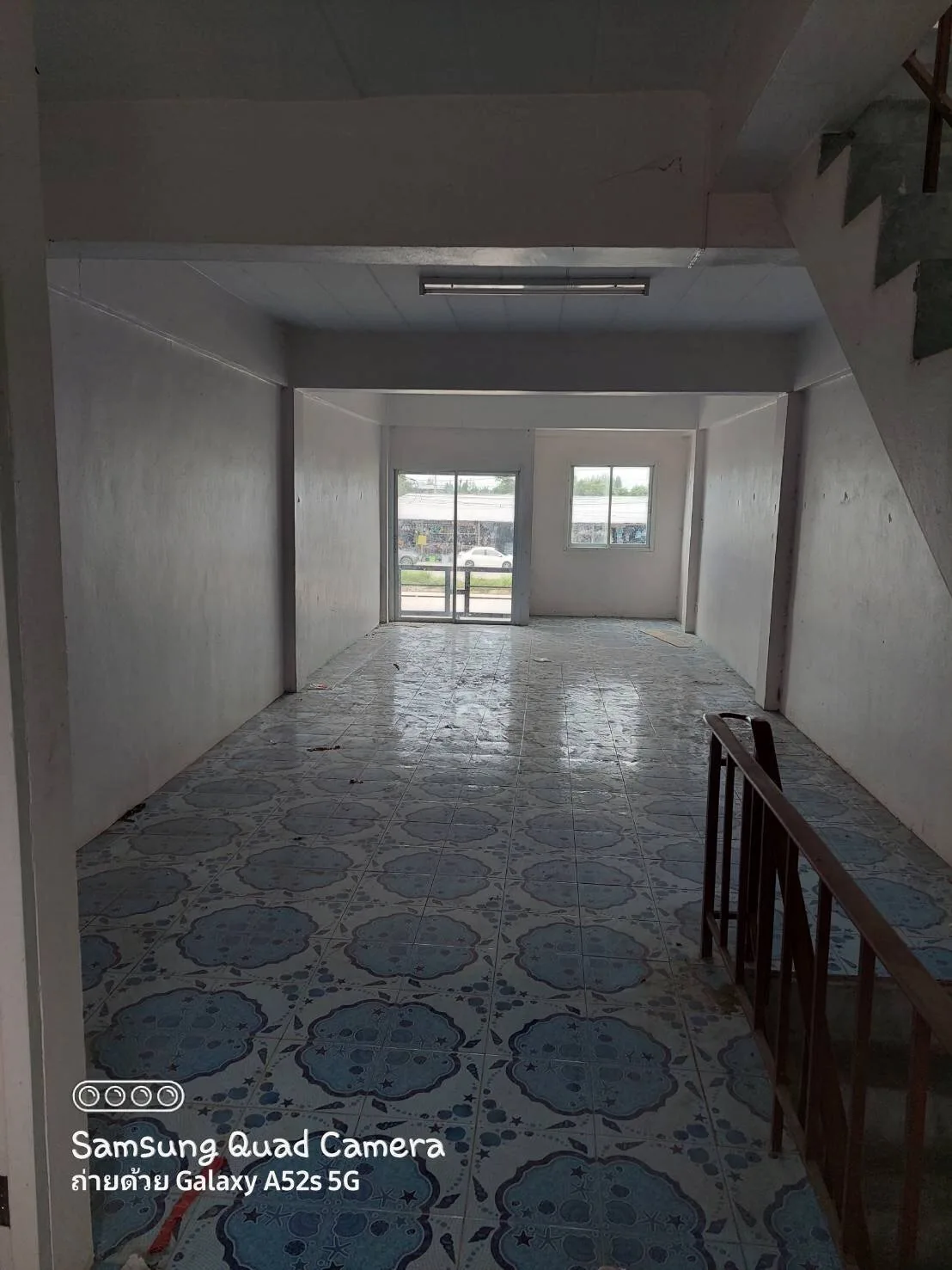 อาคารพาณิชย์ สวนสนนคร บ้านบึง-ชลบุรี