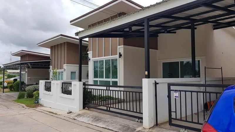 บ้านแฝด แผ่นดินทอง ลิฟวิ่งโฮมส์ 2 นิคมพัฒนา-ระยอง นิคมพัฒนา-ระยอง