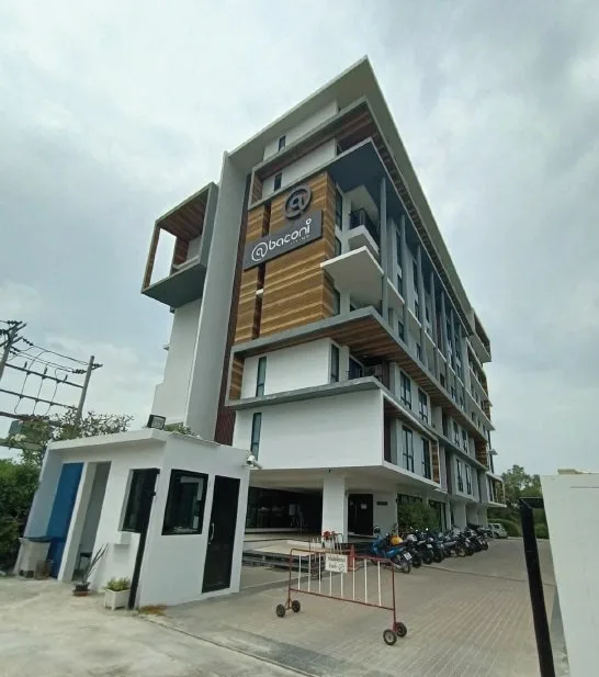 ห้องชุด เอบาโคนี่ ลิฟวิ่ง [ชั้น 4]