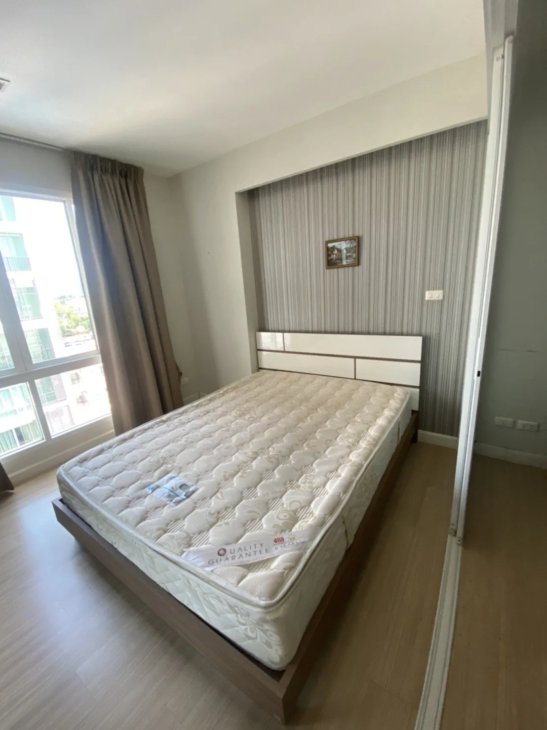 ห้องชุด เออบานี่ คอนโดมิเนียม [ชั้น 6]