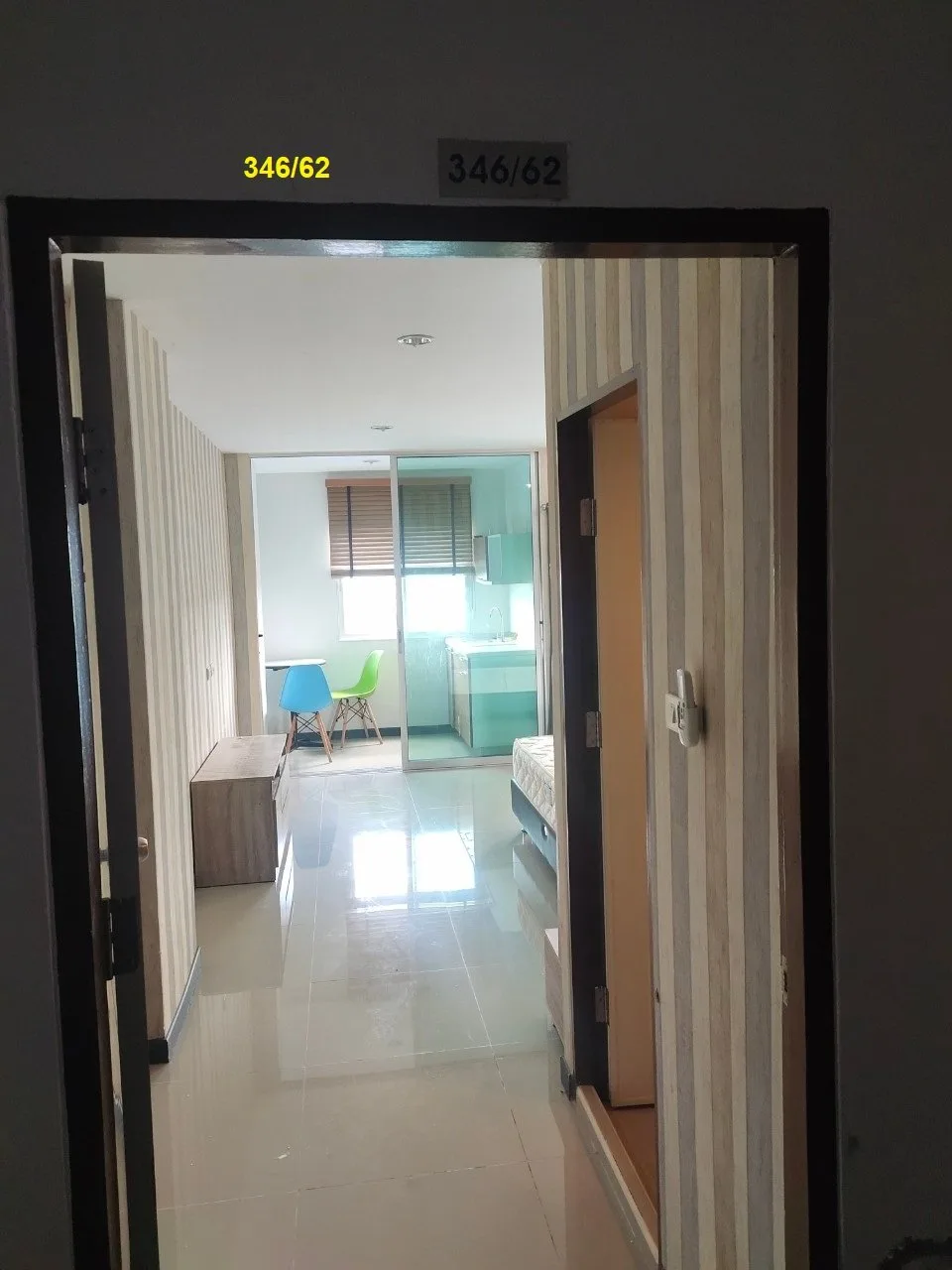 ห้องชุด เดอะเน็กซ์ ลีฟวิ่ง เอ 4 [ชั้น 6 อาคาร 1]