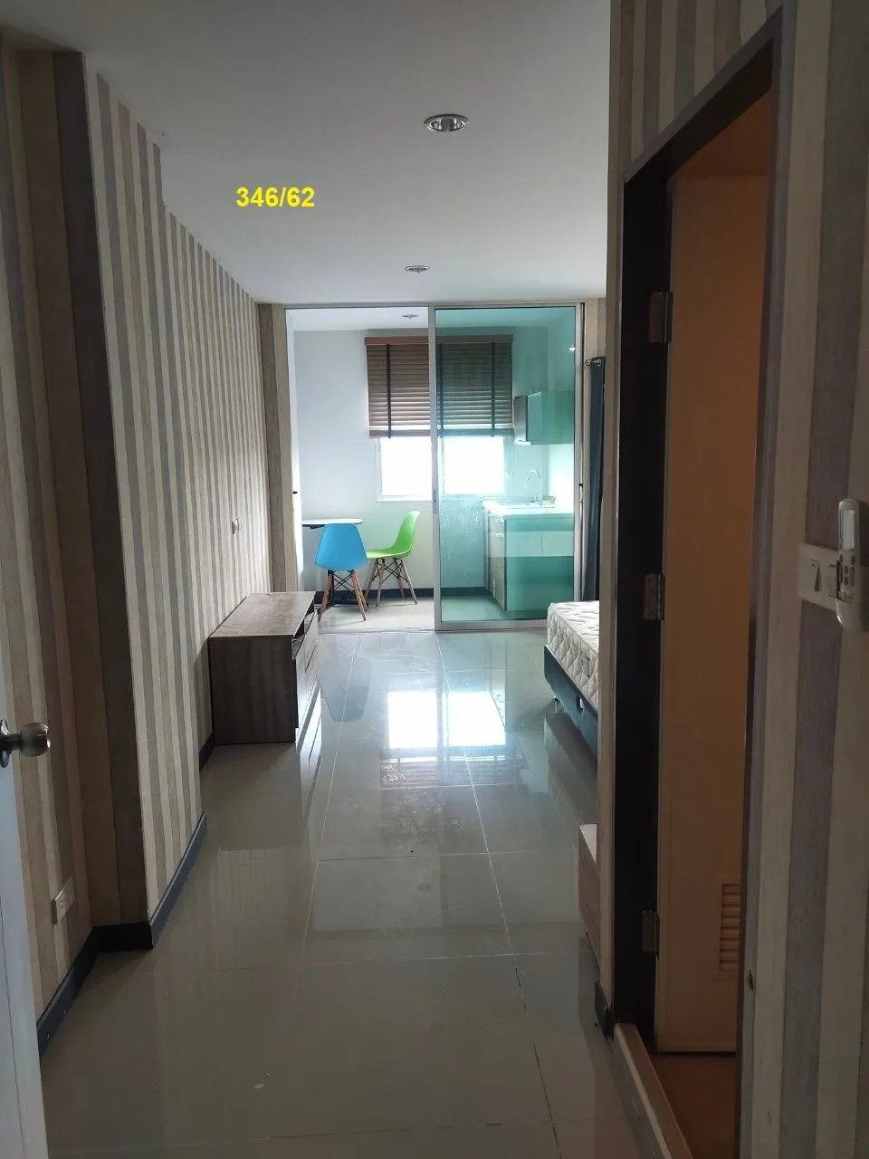 ห้องชุด เดอะเน็กซ์ ลีฟวิ่ง เอ 4 [ชั้น 6 อาคาร 1]