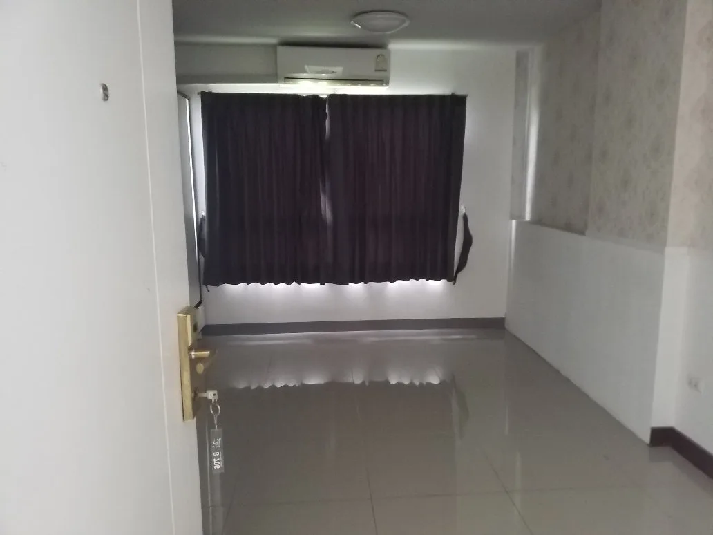 ห้องชุด ดิ อเวนิว เวนิส บี [ชั้น 7 อาคาร B]