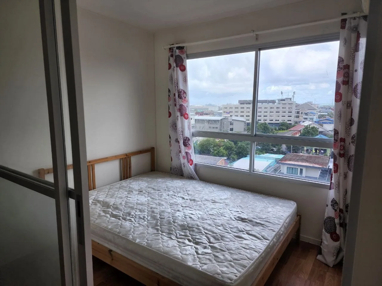ห้องชุด ลุมพินีวิลล์ สุขุมวิท 76 แบริ่งสเตชั่น [ชั้น 8 อาคาร C]