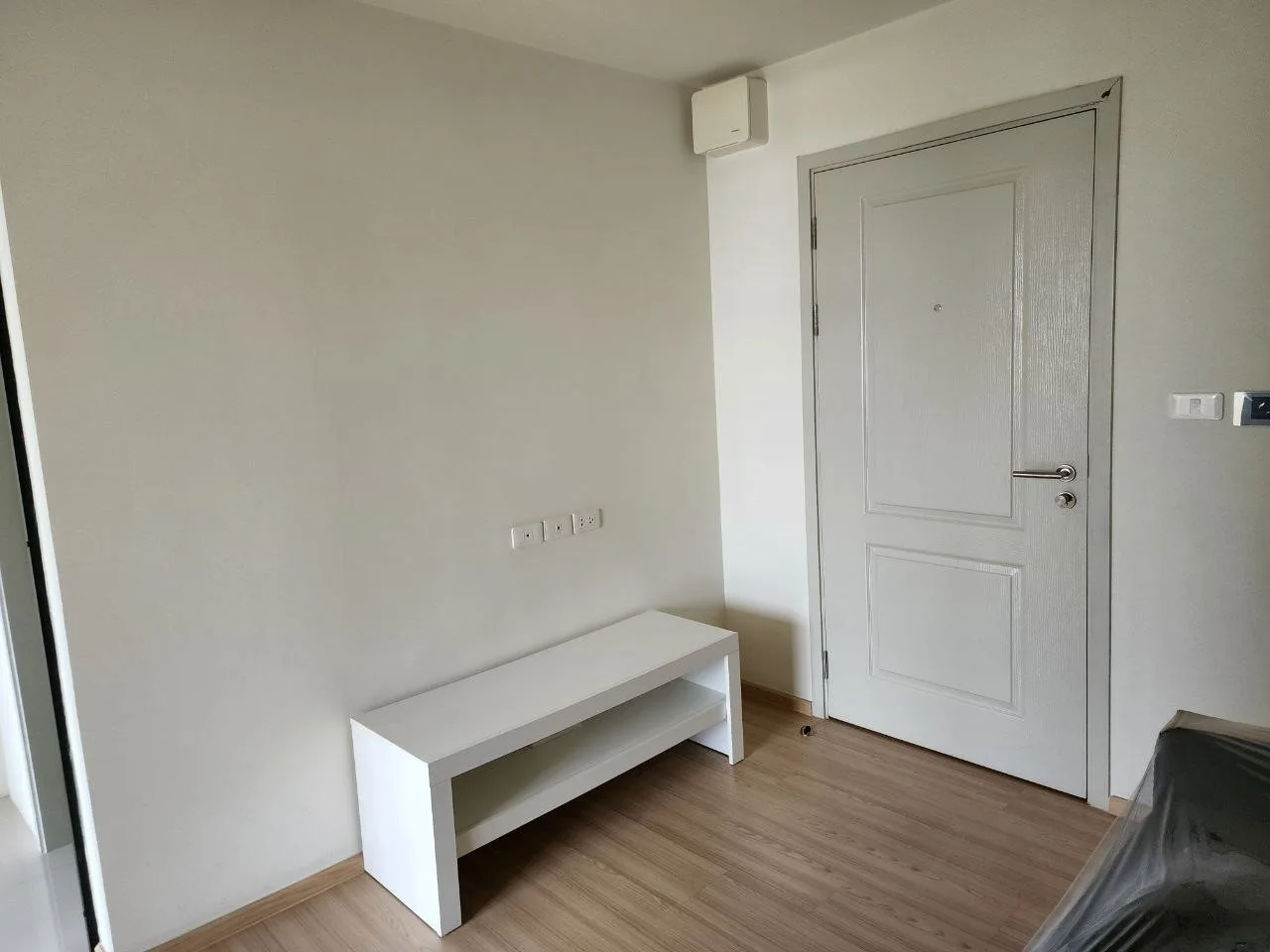 ห้องชุด บี ลอฟท์ สุขุมวิท 115 [ชั้น 7]