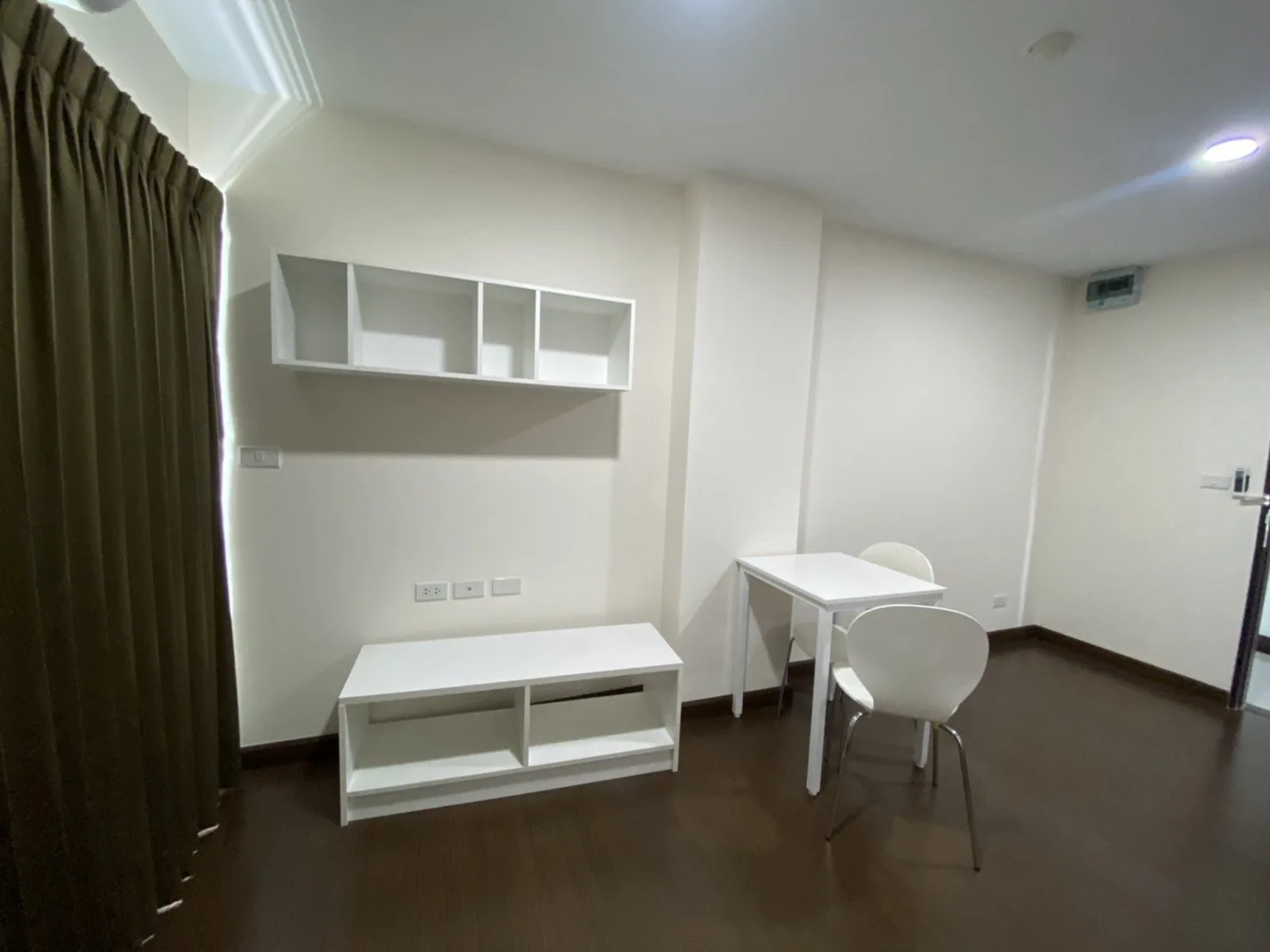 ห้องชุด ดิ เอ โฟร์ แกรนด์ [ชั้น 8]