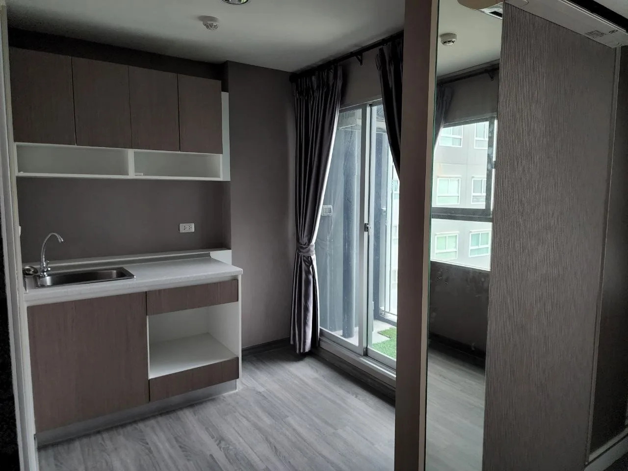 ห้องชุด เดอะทรัสต์ คอนโด แอท บีทีเอส [ชั้น 20]