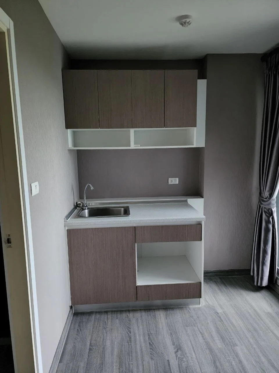 ห้องชุด เดอะทรัสต์ คอนโด แอท บีทีเอส [ชั้น 20]