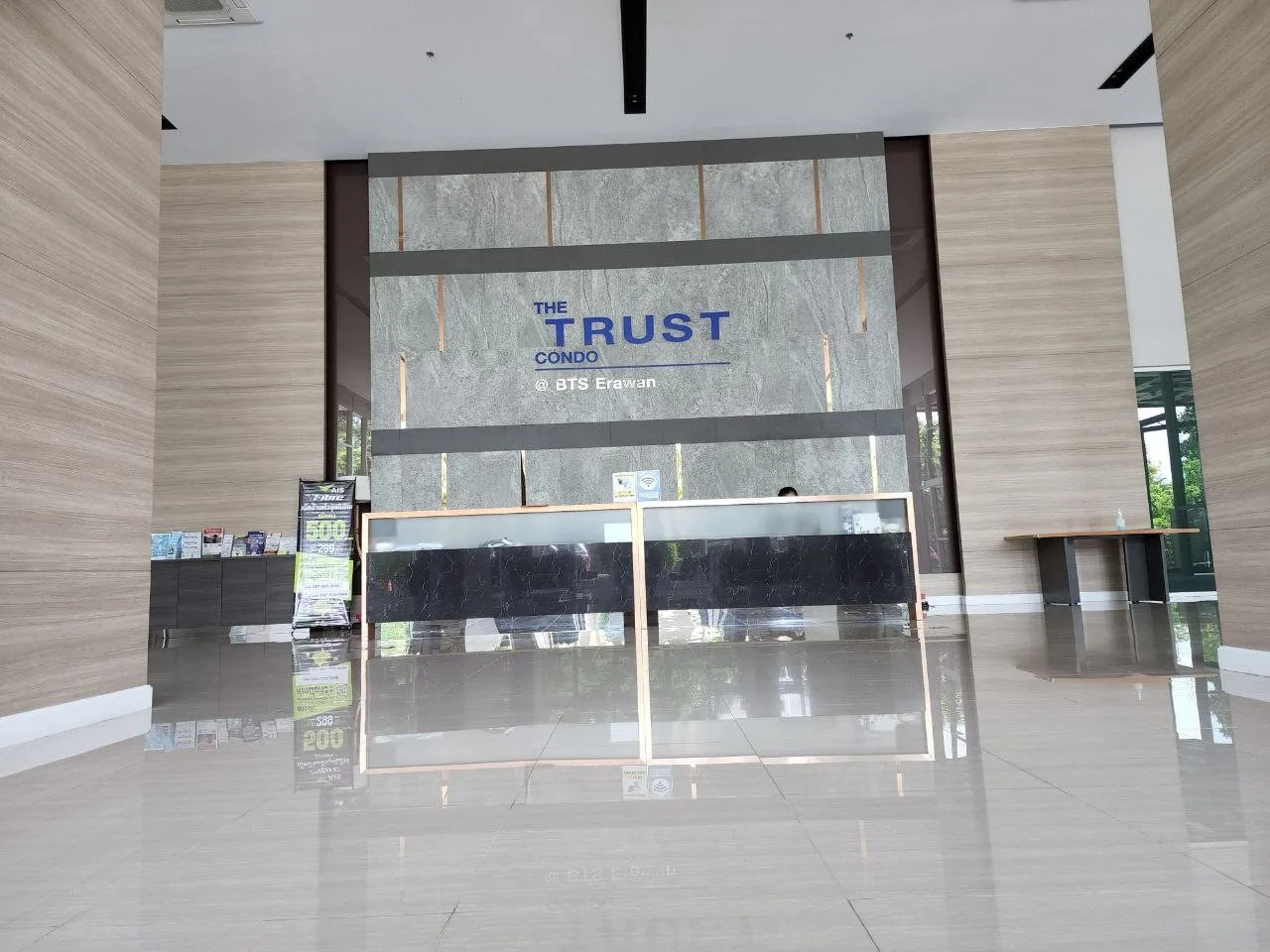 ห้องชุด เดอะทรัสต์ คอนโด แอท บีทีเอส [ชั้น 20]