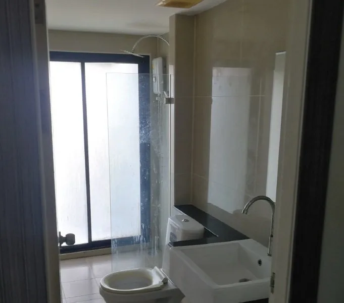 ห้องชุด ลีฟวิ่ง อเวนิว บางแสน [ชั้น 7]