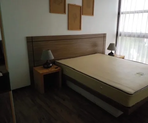 ห้องชุด ทรีท็อปส์ คอนโดมิเนียม [ชั้น 12]