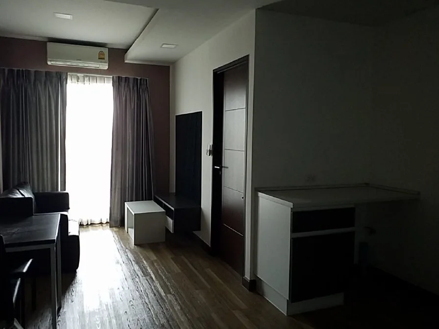ห้องชุด เอช ซี คอนโดมิเนียม [ชั้น 4]
