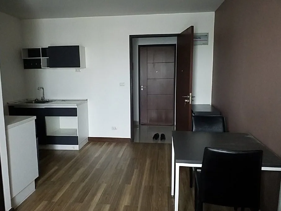 ห้องชุด เอช ซี คอนโดมิเนียม [ชั้น 4]