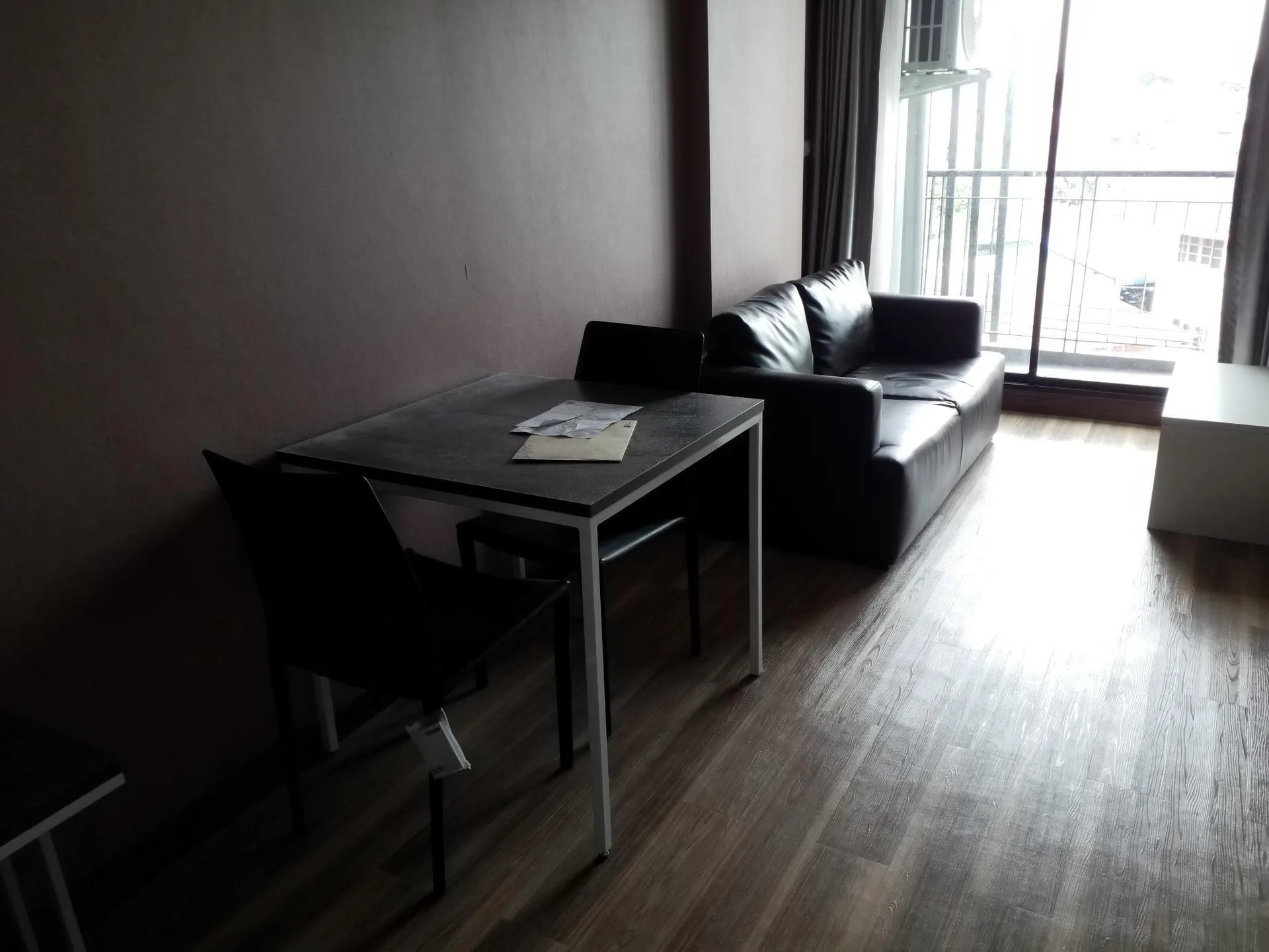 ห้องชุด เอช ซี คอนโดมิเนียม [ชั้น 4]