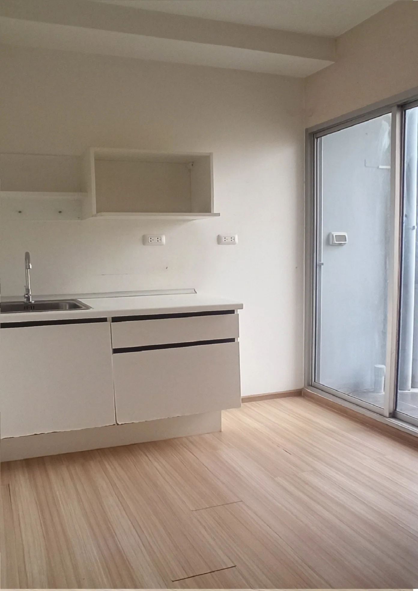 ห้องชุด พลัม คอนโด บางใหญ่สเตชั่น [เฟส 2 ชั้น 4 อาคาร E]